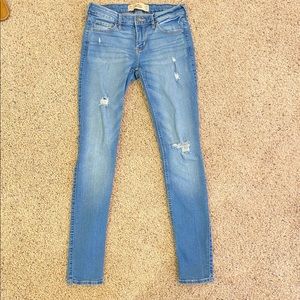 Hollister Super Skinny Jeans